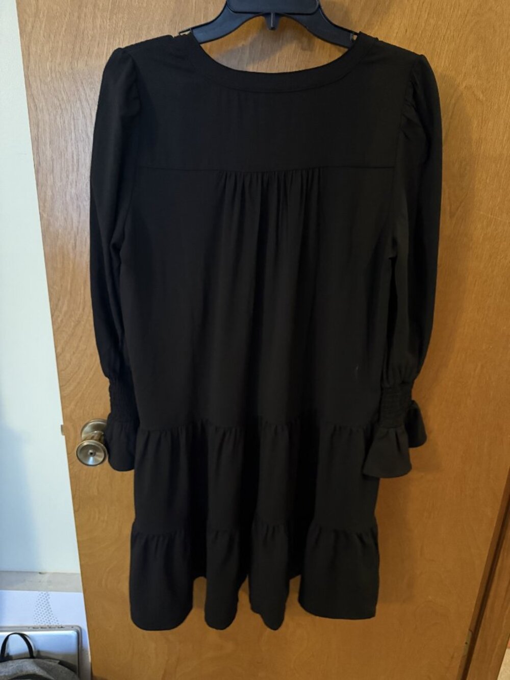 Pomander Place by Tuckernuck Crepe Kenzo Dress Women Medium Black V-Neck Tiered - Picture 5 of 14